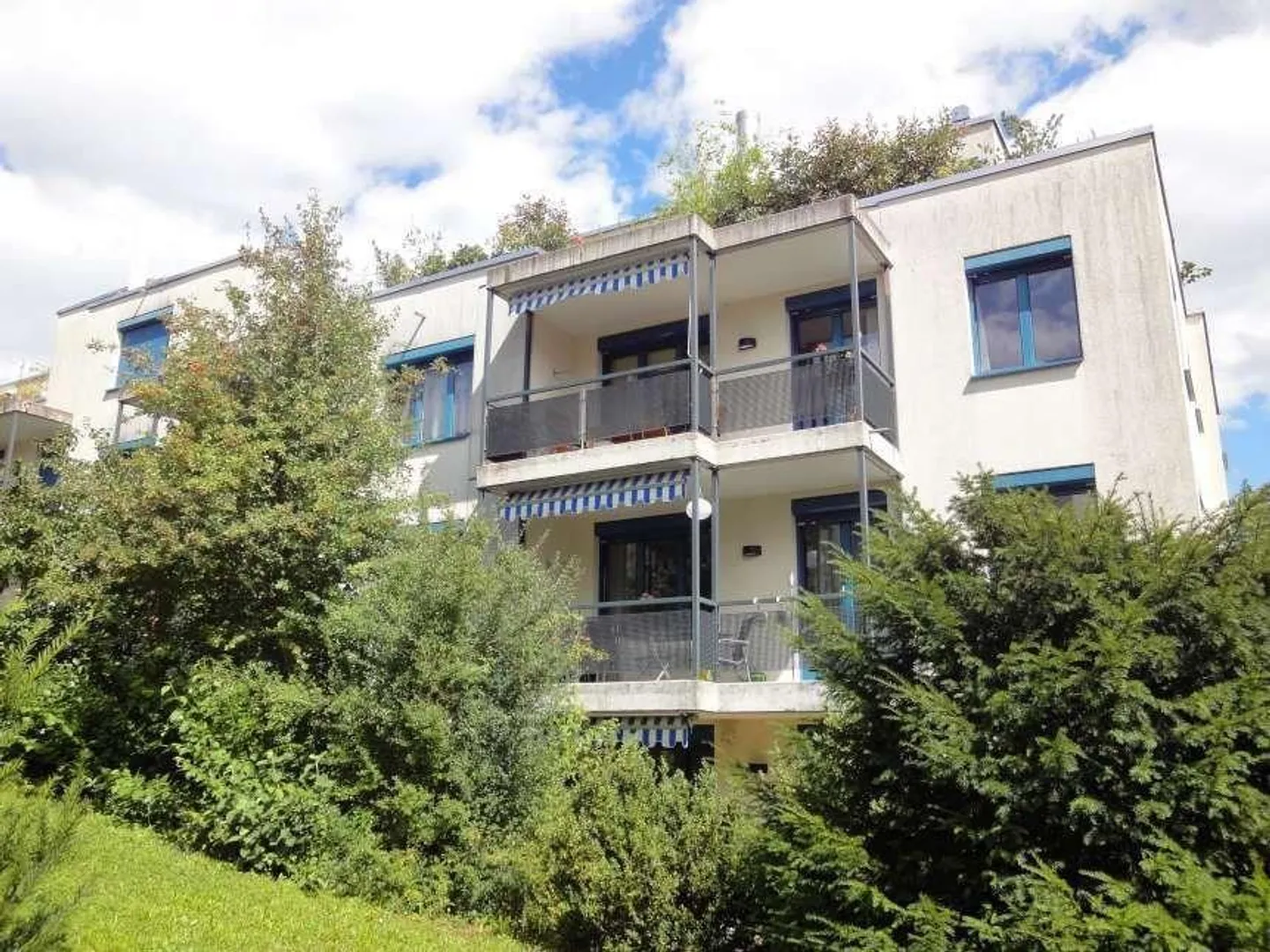 Vivre dans un endroit ensoleillé à louer jusqu'au 30.06.2028 - Photo 1 sur 6