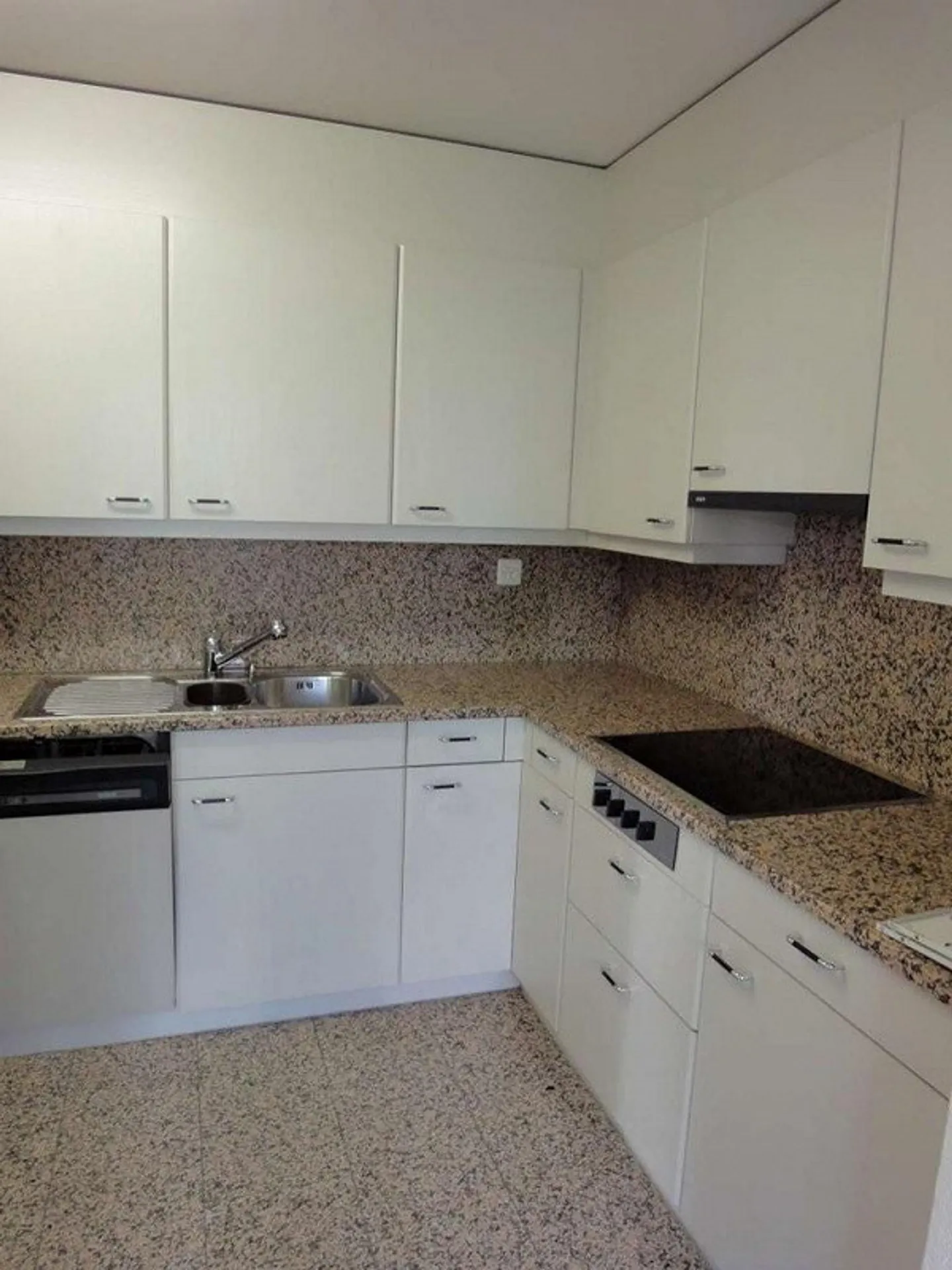 Vivre dans un endroit ensoleillé à louer jusqu'au 30.06.2028 - Photo 4 sur 6