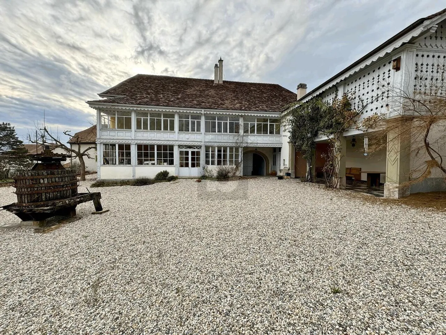 EXCEPTIONAL MANSION - Photo 1 of 6
