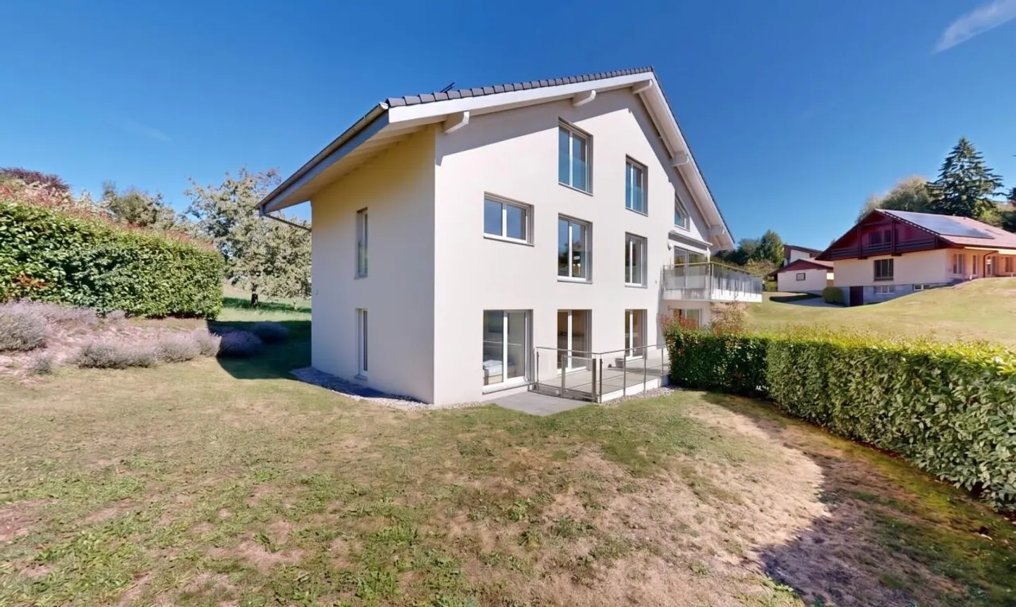 Familienwohnung mit privatem Garten in Epalinges - Foto 3 von 11