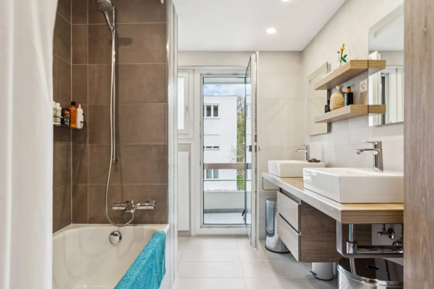 4.5 Room Apartment - Photo 12 of 13