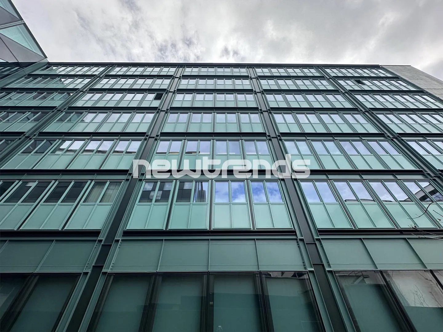 Ufficio in affitto in un edificio prestigioso e centrale - Foto 1 di 17