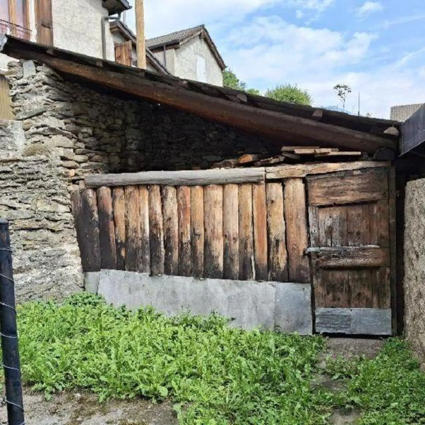 Casa nel villaggio di 4 stanze da ampliare con giardino e parcheggio - Foto 14 di 22