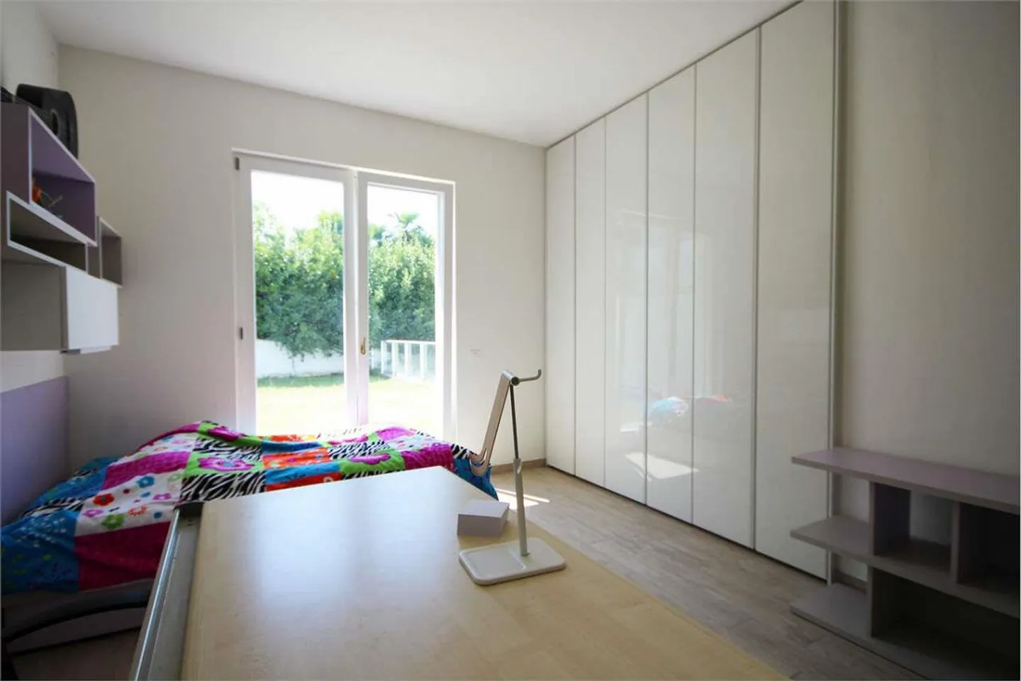 Appartement prestigieux de 5,5 pièces avec jardin - Photo 6 sur 10