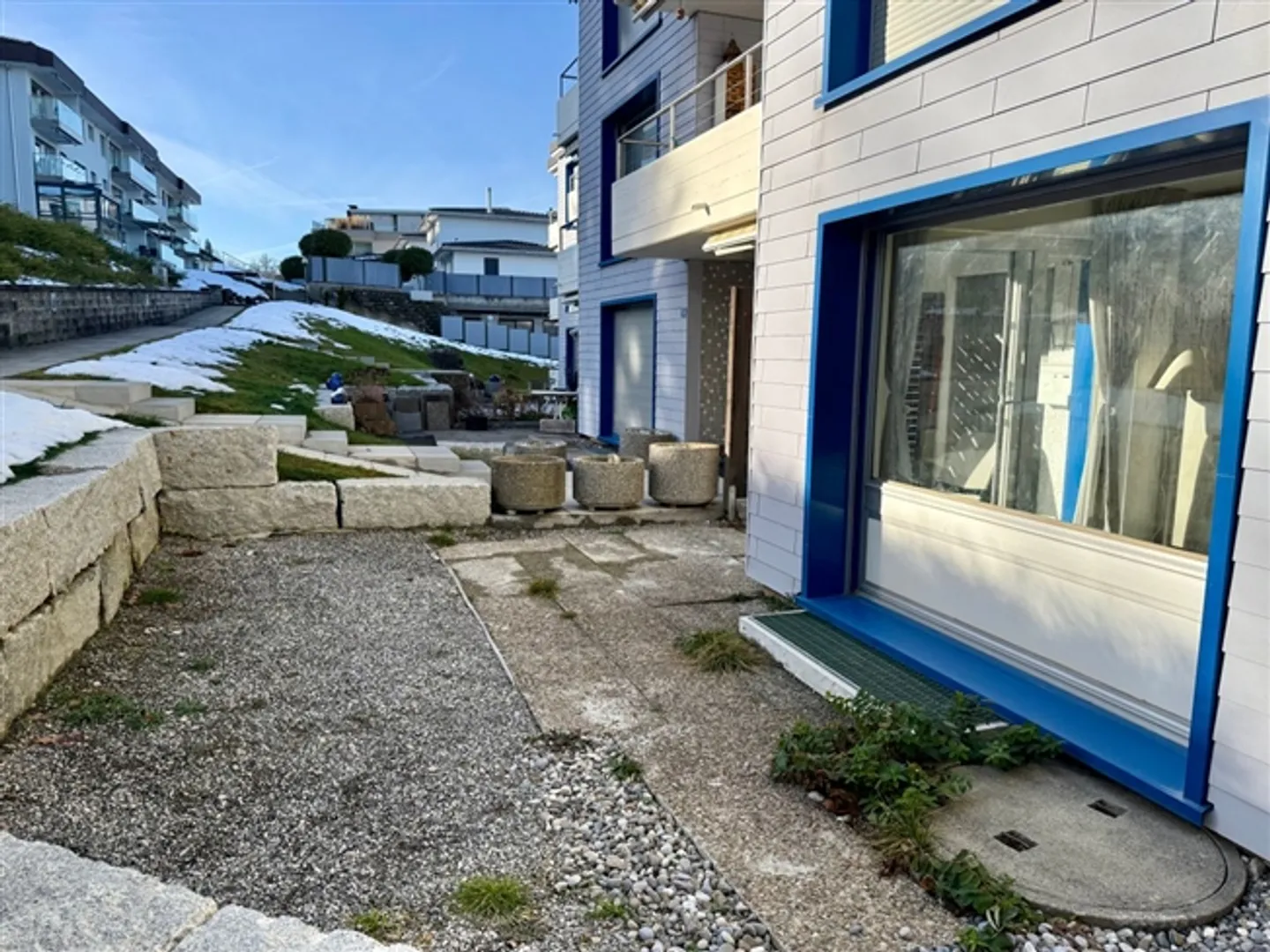 Neu renoviertes Studio mit grosszügiger Terrasse - Foto 1 von 6