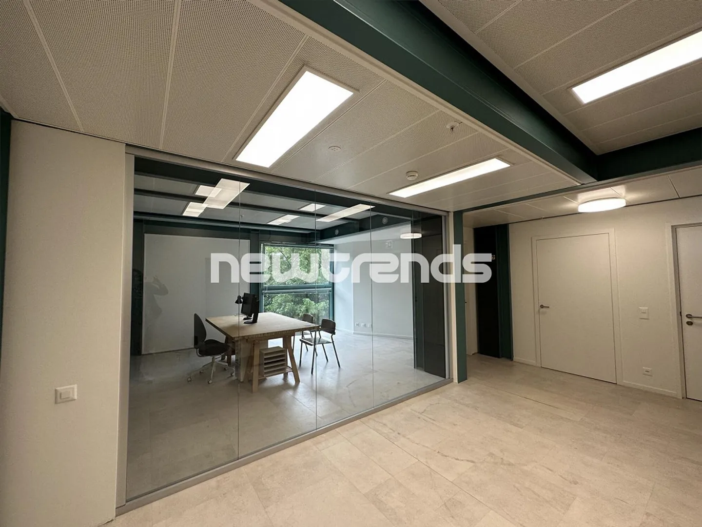 Ufficio in affitto in un edificio prestigioso e centrale - Foto 9 di 17