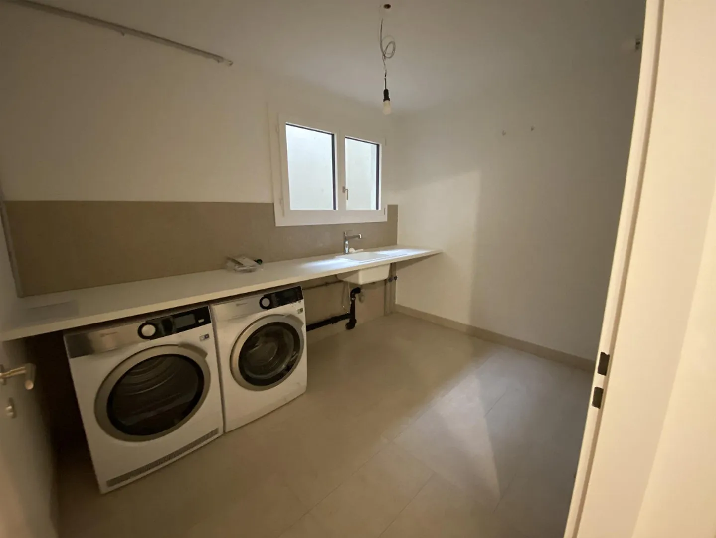 Exclusive townhouse with winter garden and stunning lake/mountain view - Photo 10 of 10