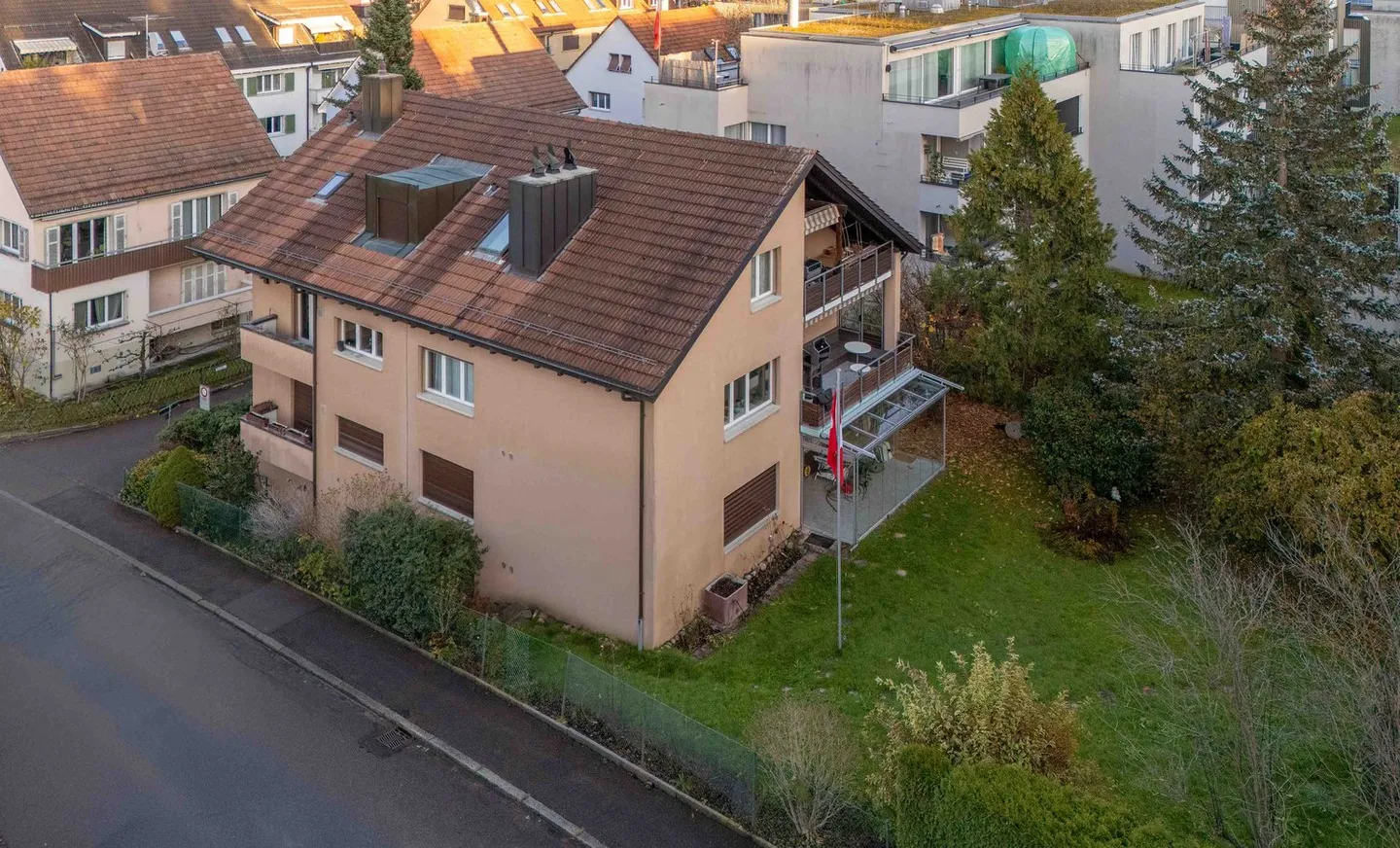 Terreno attraente con proprietà esistente a Zurigo-Affoltern - Foto 11 di 12