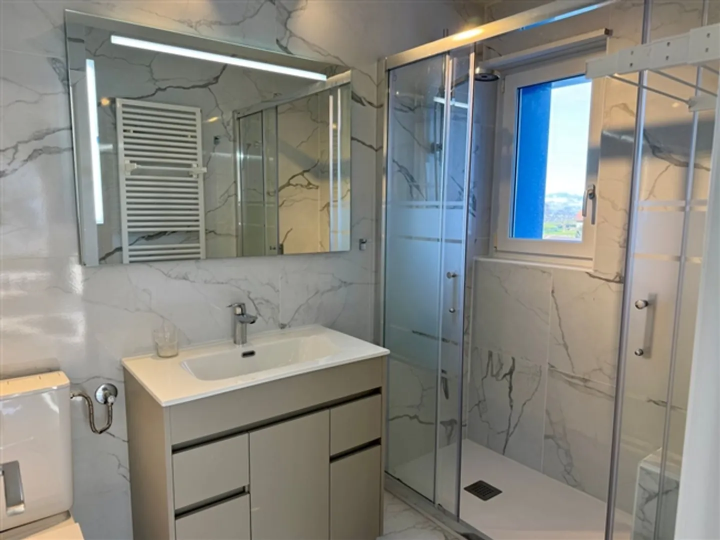 Neu renoviertes Studio mit grosszügiger Terrasse - Foto 5 von 6