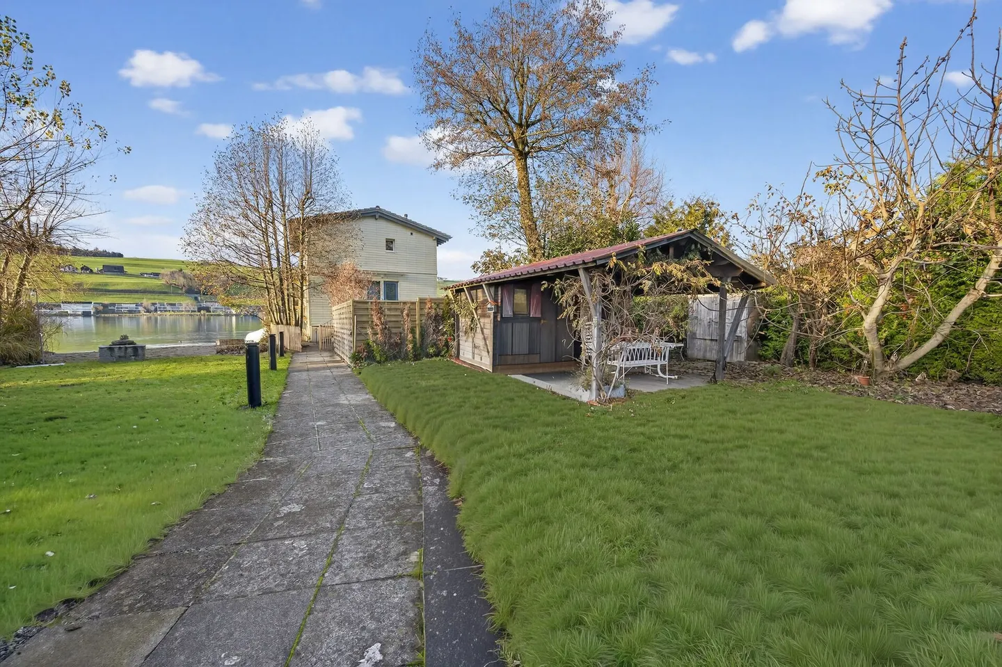 LIBELLE ONE - Vie au bord du lac - Photo 4 sur 26