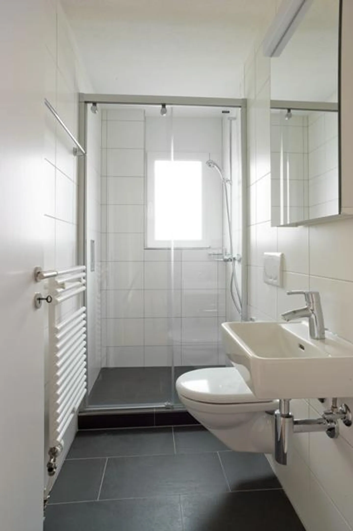 Appartement lumineux dans un quartier résidentiel calme - Photo 5 sur 7