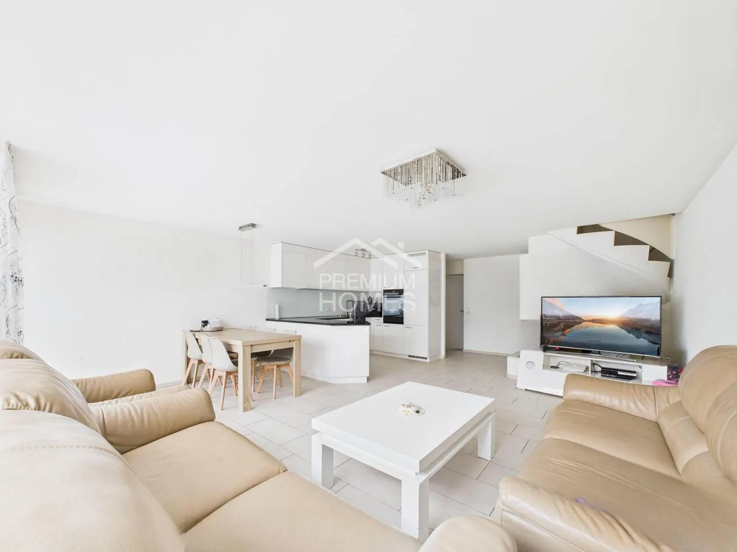 Attractive home with garden idyll - fall in love immediately! - Photo 3 of 8