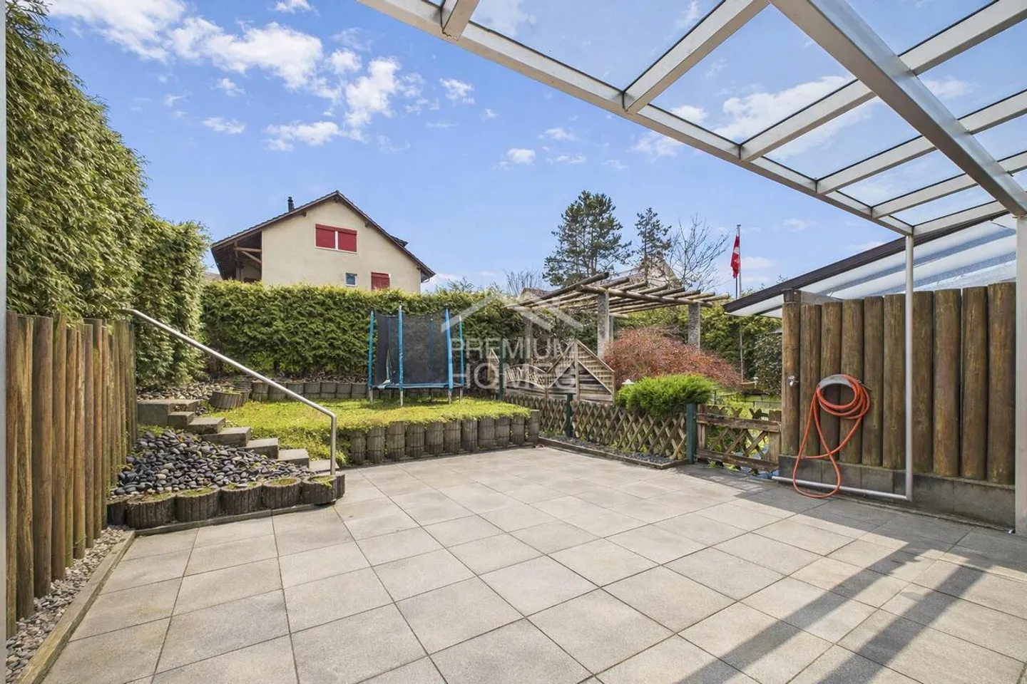 Attractive home with garden idyll - fall in love immediately! - Photo 2 of 8