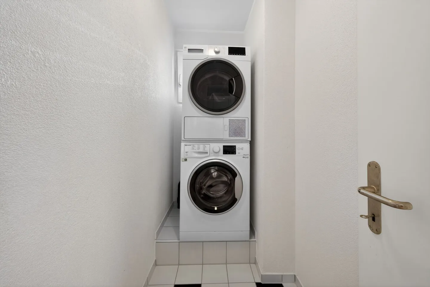 LIBELLE ONE - Vie au bord du lac - Photo 20 sur 26