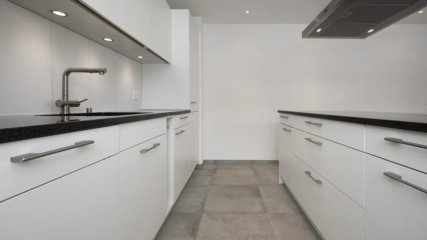 Moderne 4.5 Zimmerwohnung - Foto 3 von 10