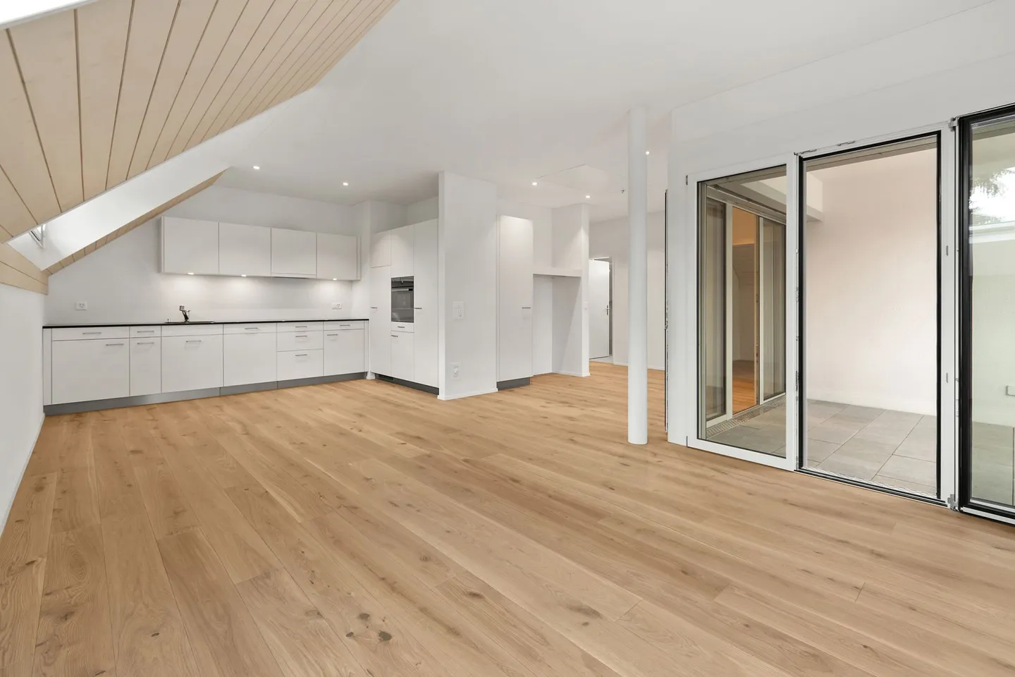 Appartamento 2 ½ camere quasi nuovo a Saland, moderno e di alta qualità - Foto 2 di 18