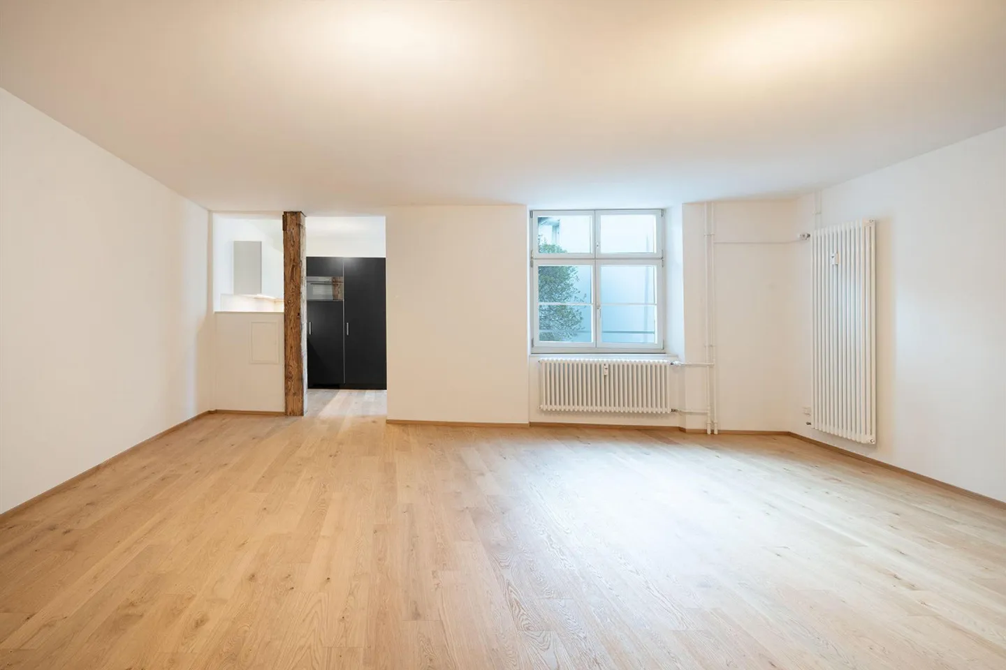 2.0 Room Apartment in Basel - Photo 2 of 9