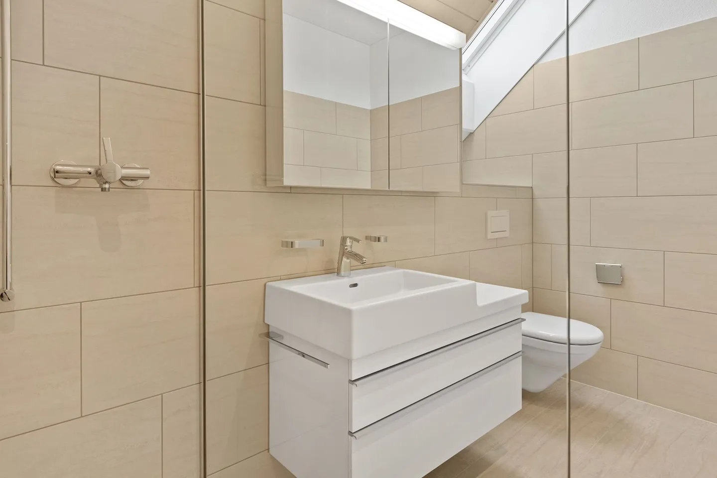 Appartamento 2 ½ camere quasi nuovo a Saland, moderno e di alta qualità - Foto 13 di 18