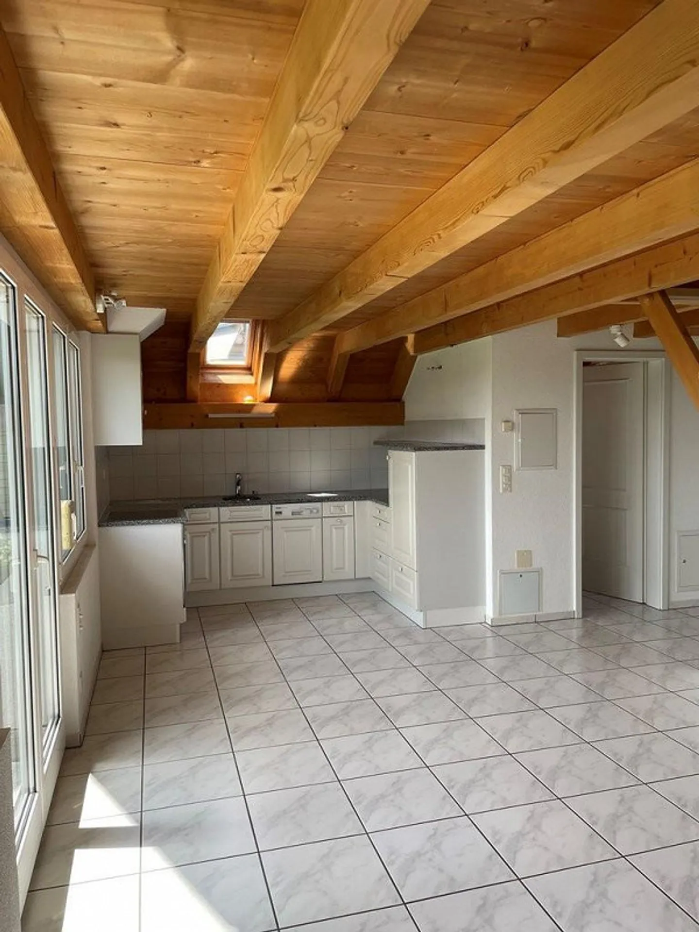 Your new home in the green! - Photo 4 of 10