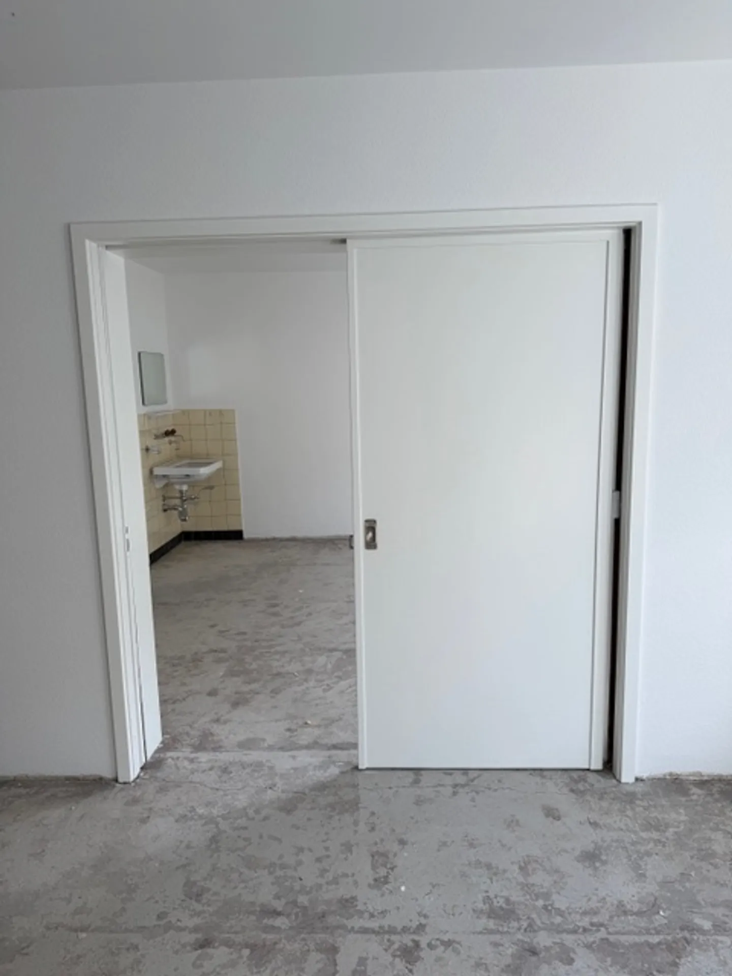 Espace commercial / Bureau / Salle de thérapie à louer dans un emplacement de choix - Photo 13 sur 13