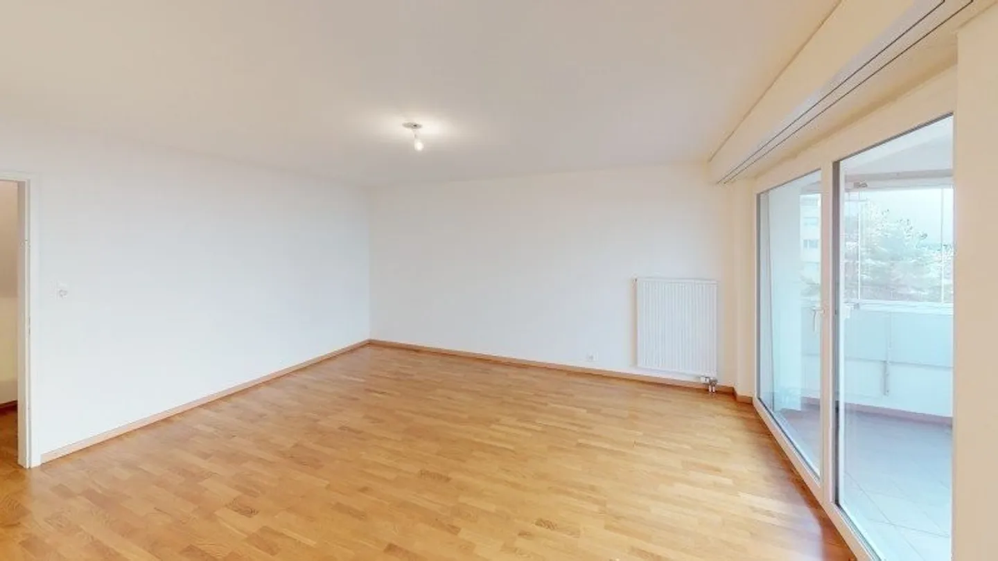 Would you like to live in a renovated apartment? - Photo 5 of 10