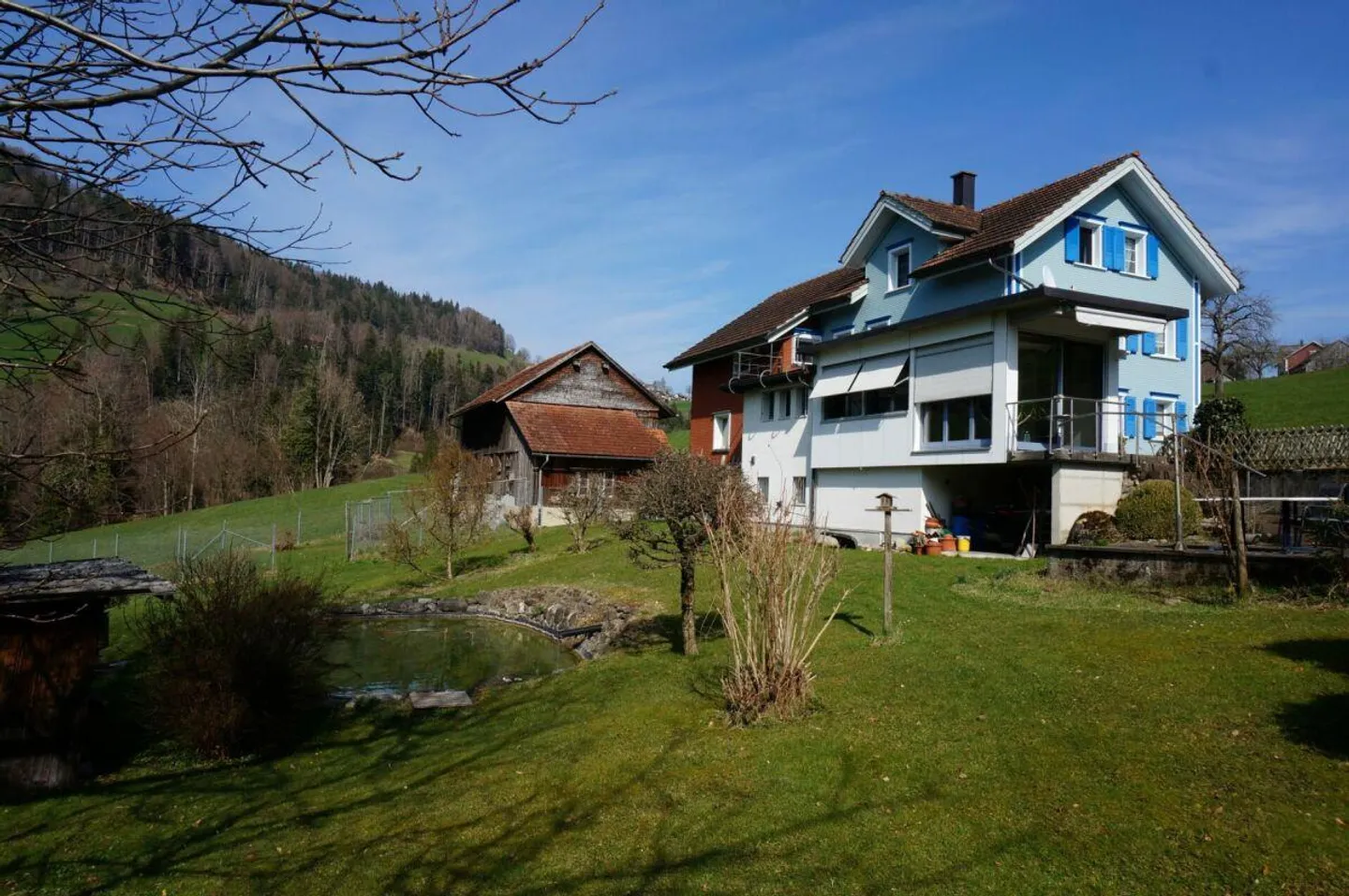 Charmantes Einfamilienhaus mit Garten - Foto 1 von 15