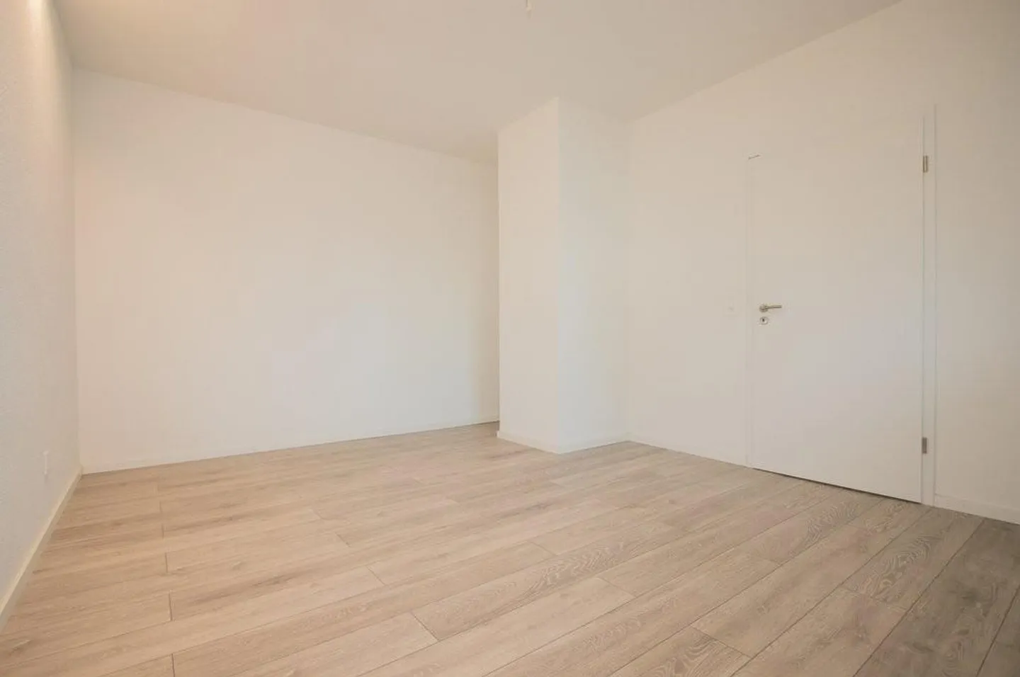 2.5-room apartment in a central location - first month free! - Photo 2 of 7