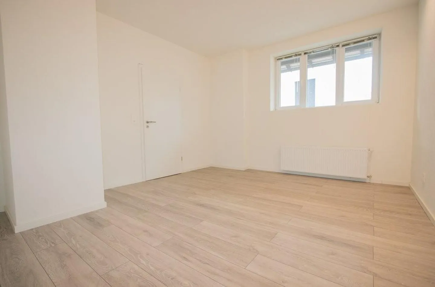 2.5-room apartment in a central location - first month free! - Photo 3 of 7
