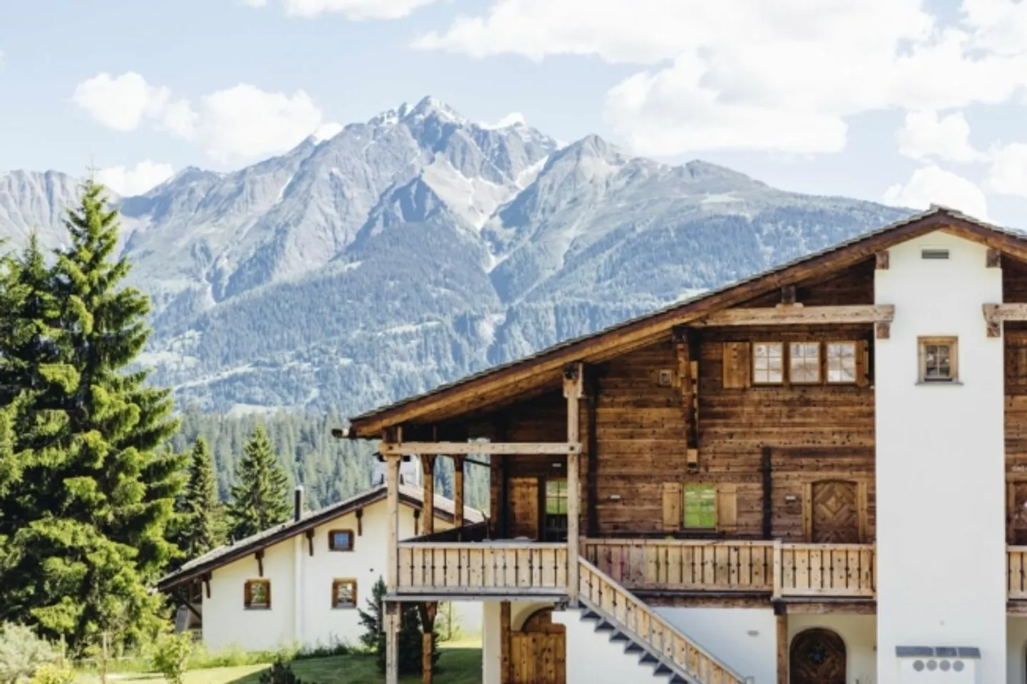 NUOVA COSTRUZIONE Casa MAISSEN 5.5 stanze "Casas Ual" (PRIMA Residenza) in una posizione residenziale idilliaca a Ladir - Foto 3 di 12