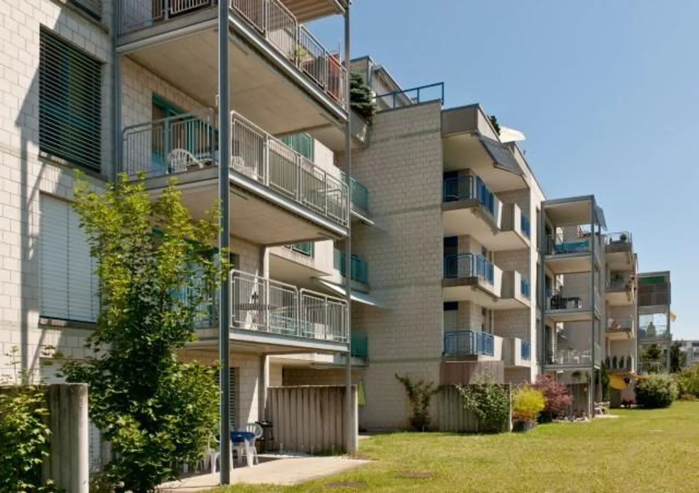 RENT WITHOUT DEPOSIT - Are you looking for your first apartment? - Photo 1 of 8