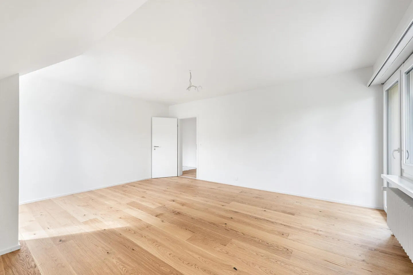 Your new home in an ideal and centrally located residential area! - Photo 2 of 11