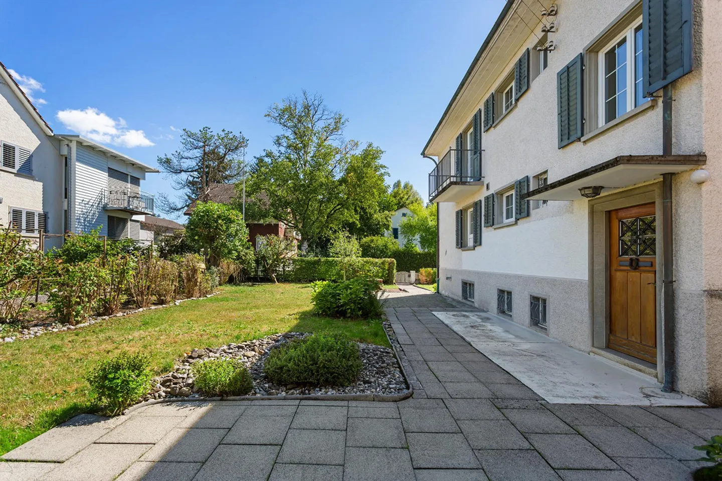 Casa caratteristica di 8,5 stanze con grande giardino in posizione centrale - Foto 4 di 30