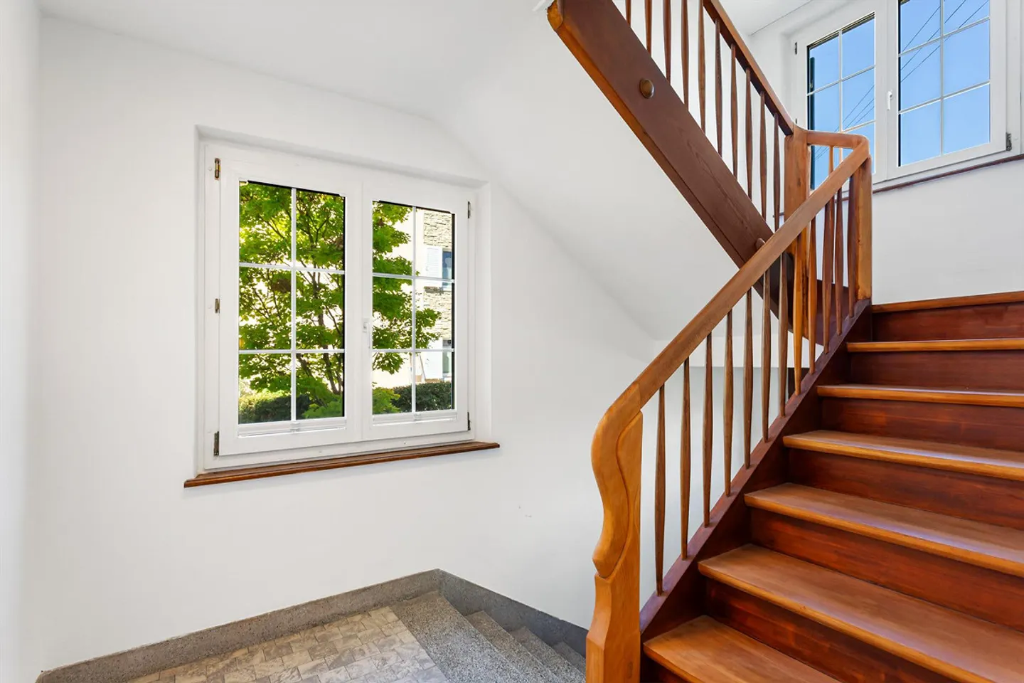 Casa caratteristica di 8,5 stanze con grande giardino in posizione centrale - Foto 8 di 30