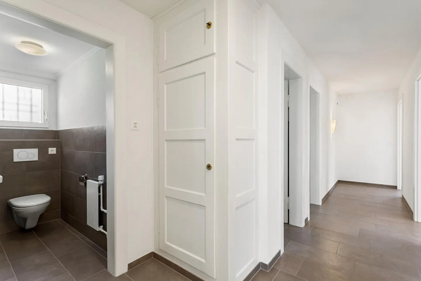 Casa caratteristica di 8,5 stanze con grande giardino in posizione centrale - Foto 9 di 30