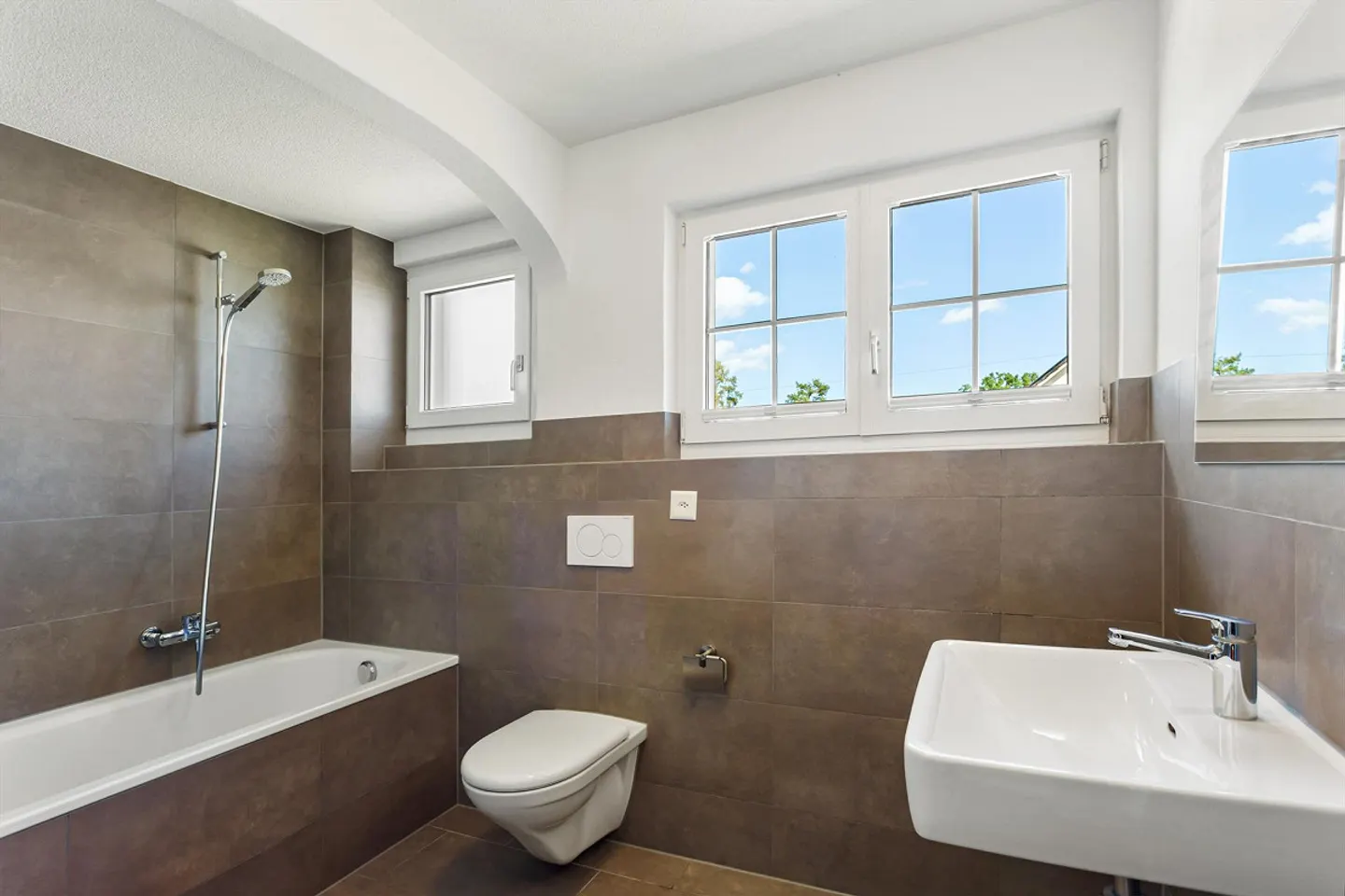 Casa caratteristica di 8,5 stanze con grande giardino in posizione centrale - Foto 11 di 30