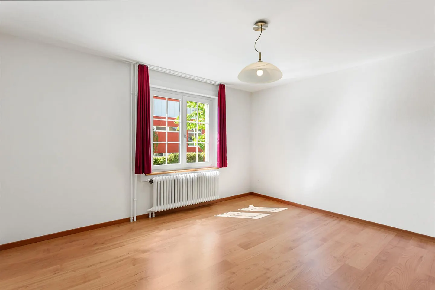 Casa caratteristica di 8,5 stanze con grande giardino in posizione centrale - Foto 18 di 30