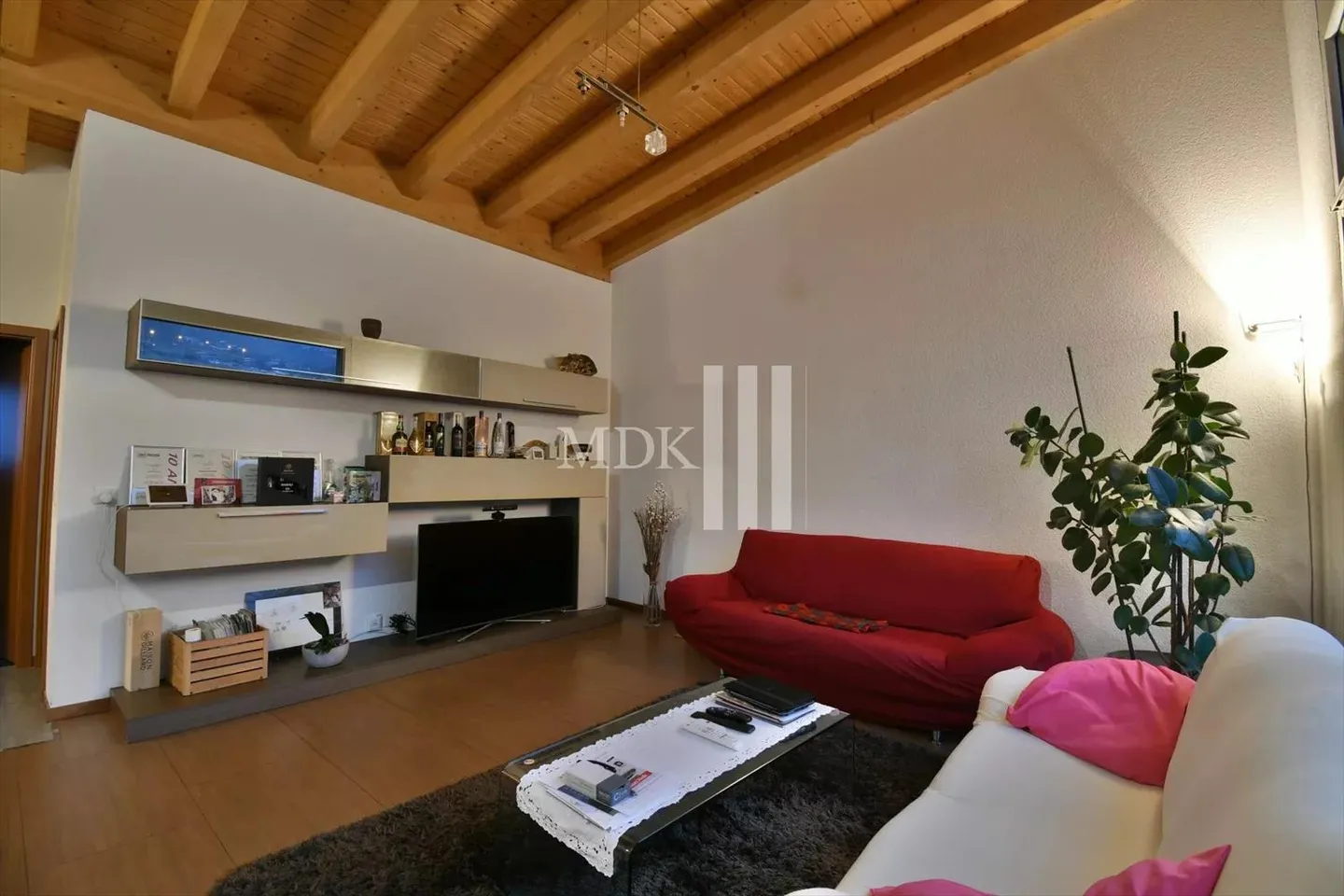 Appartamento 3.5 locali - Foto 2 di 9