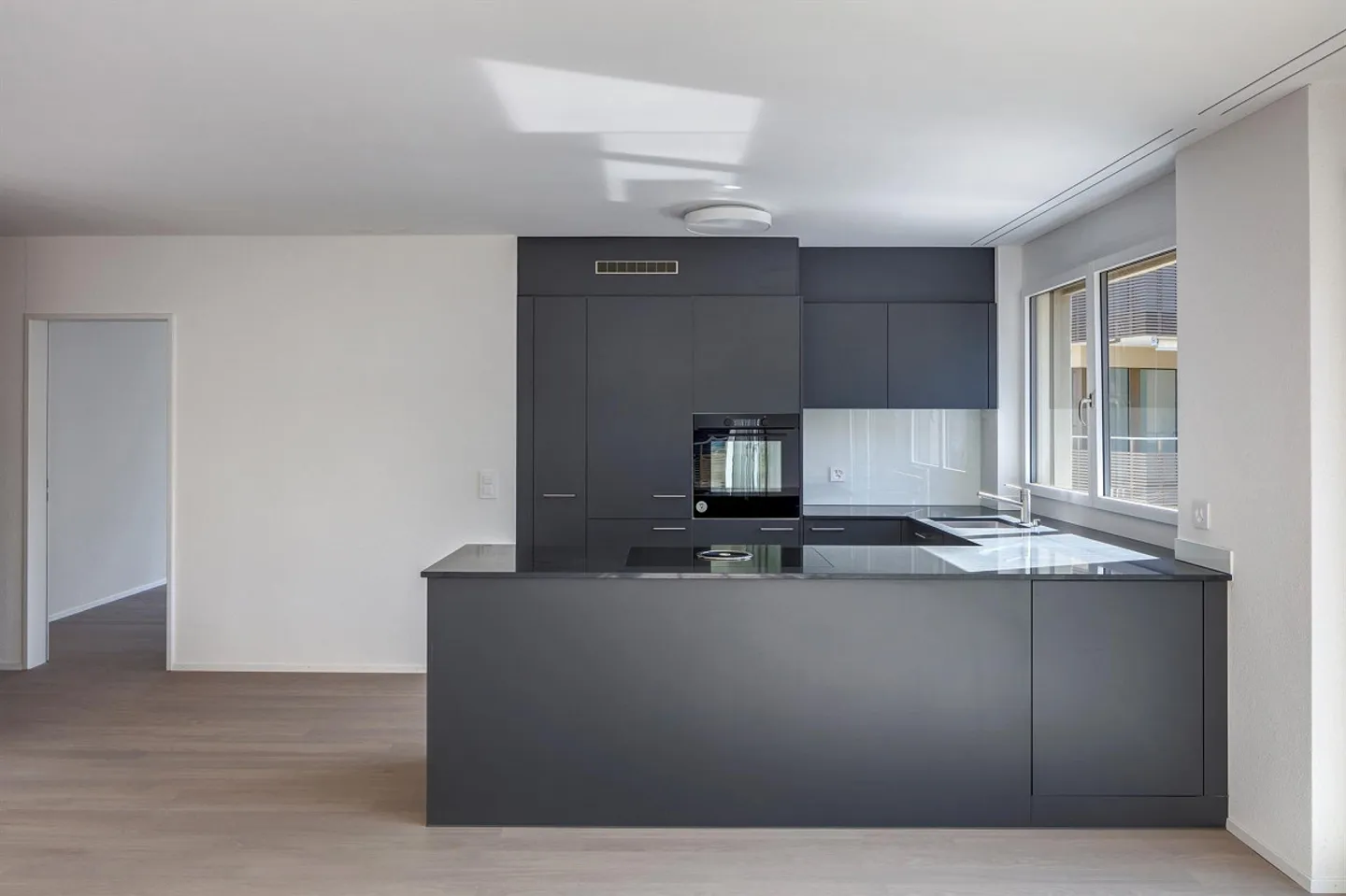 Rent without deposit / Modern living? Welcome! - Photo 4 of 10