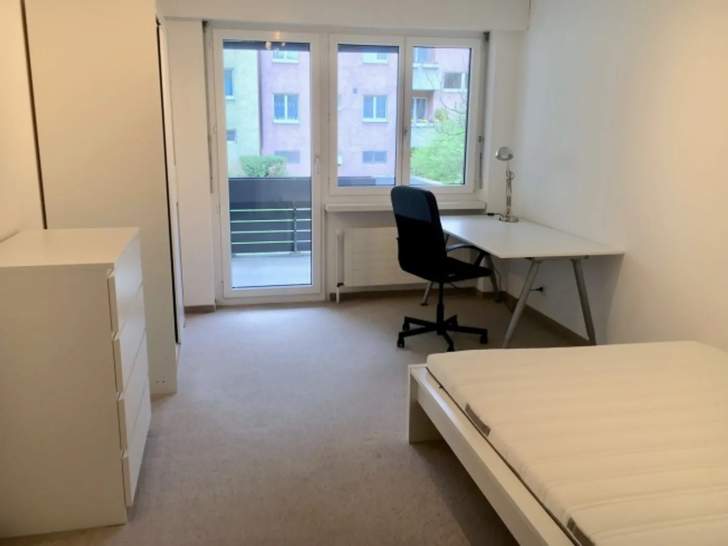 Appartamento ammobiliato in affitto - Foto 1 di 6