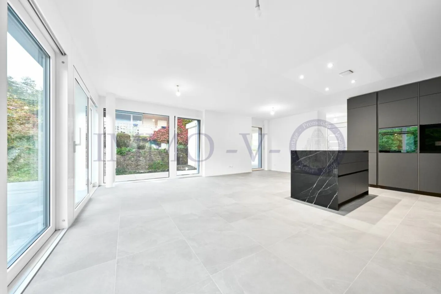 NEUES WOHNEINHEIT MIT TERRASSE IN IDEALER LAGE - Foto 6 von 13