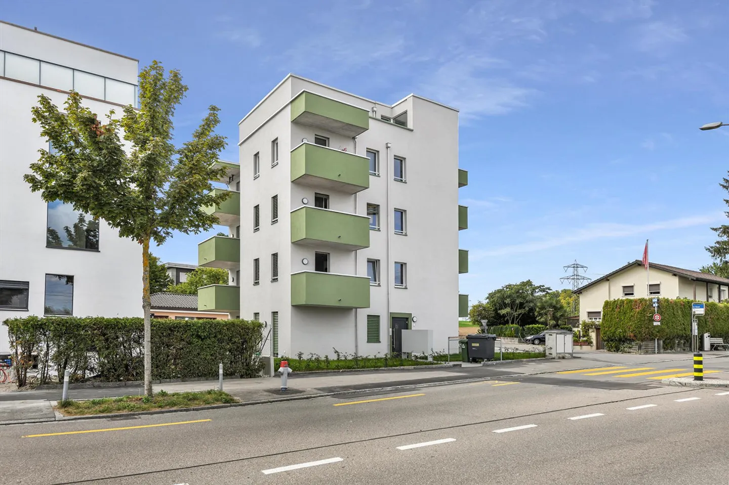 Modernes Apartment in Zürich-Seebach - Foto 1 von 9