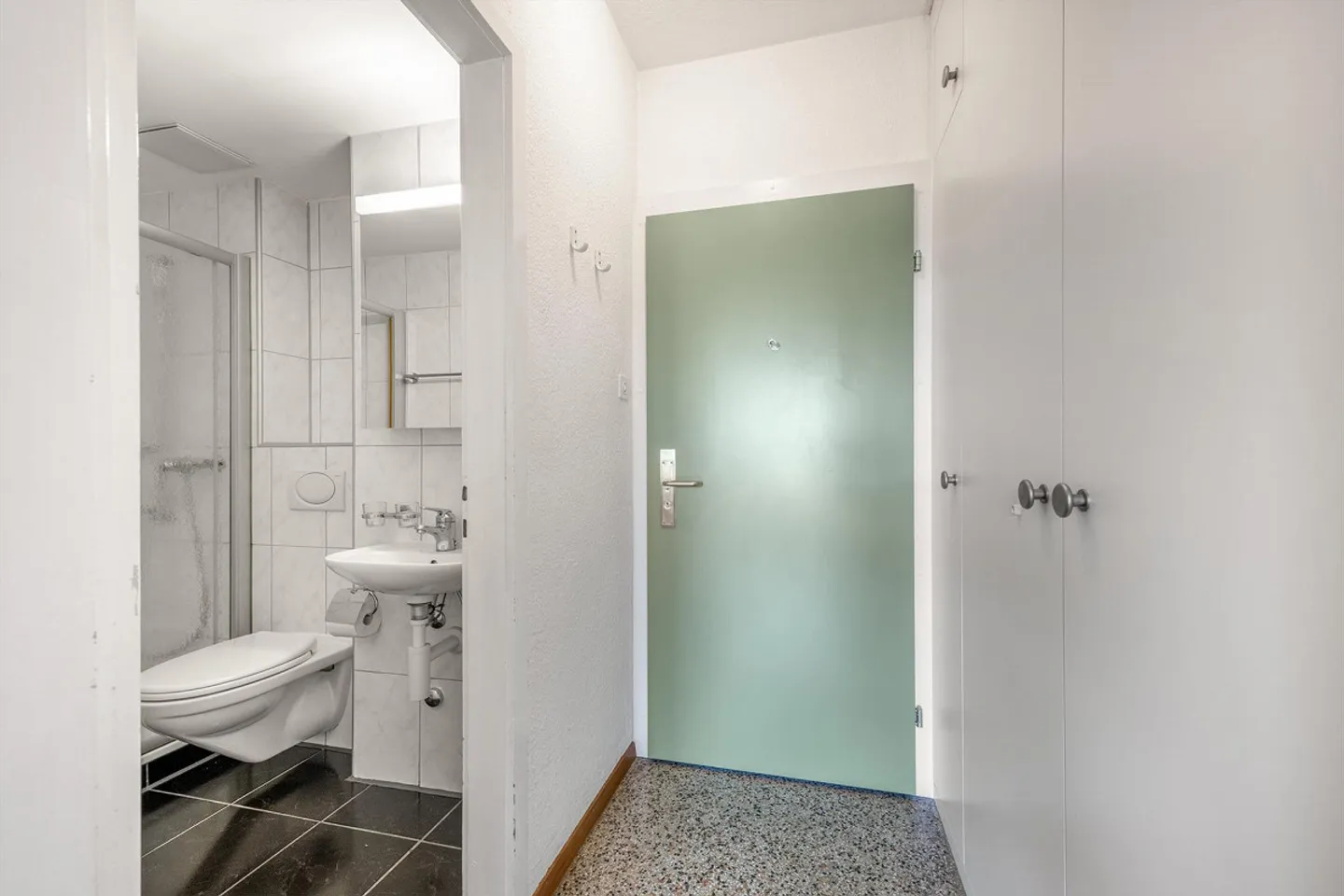 Cozy and Charming City Apartment - Photo 6 of 6