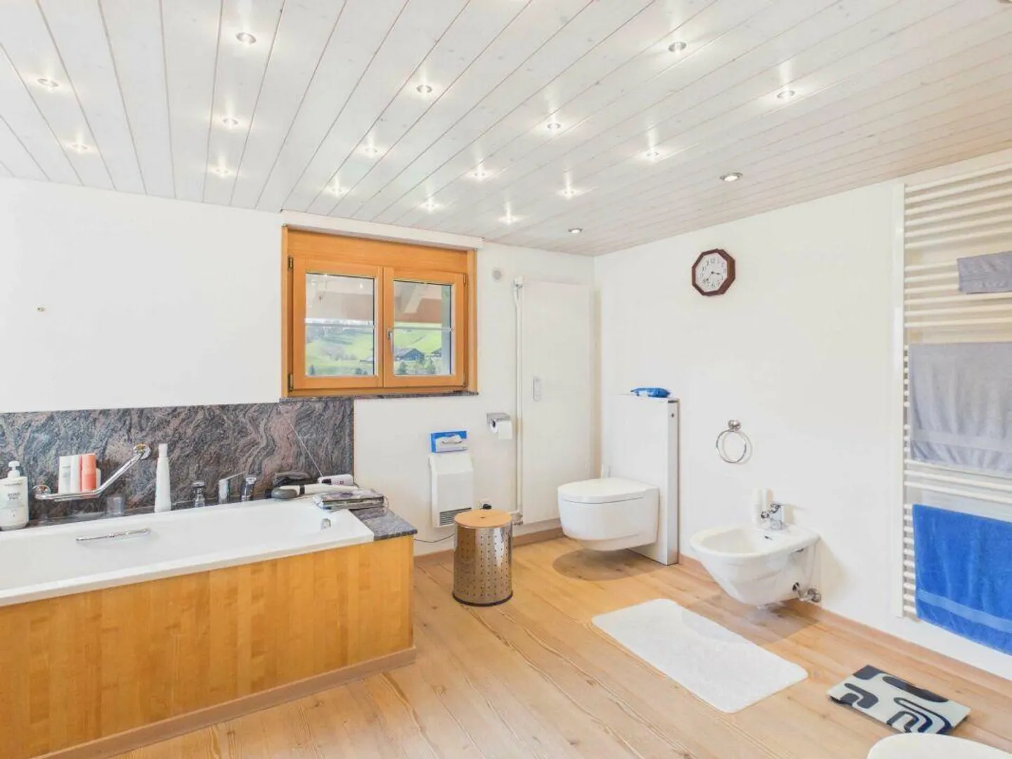 Charmantes Einfamilienhaus mit Garten - Foto 11 von 15