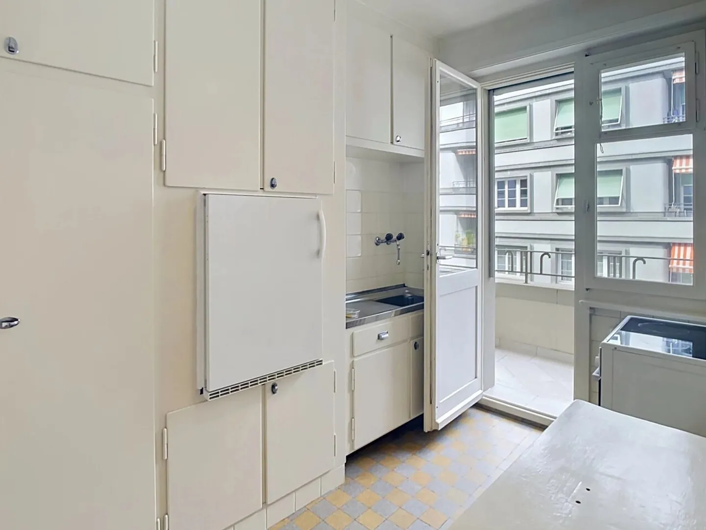 Ipercentro - Incantevole appartamento di 2,5 stanze in stile antico - Foto 5 di 9