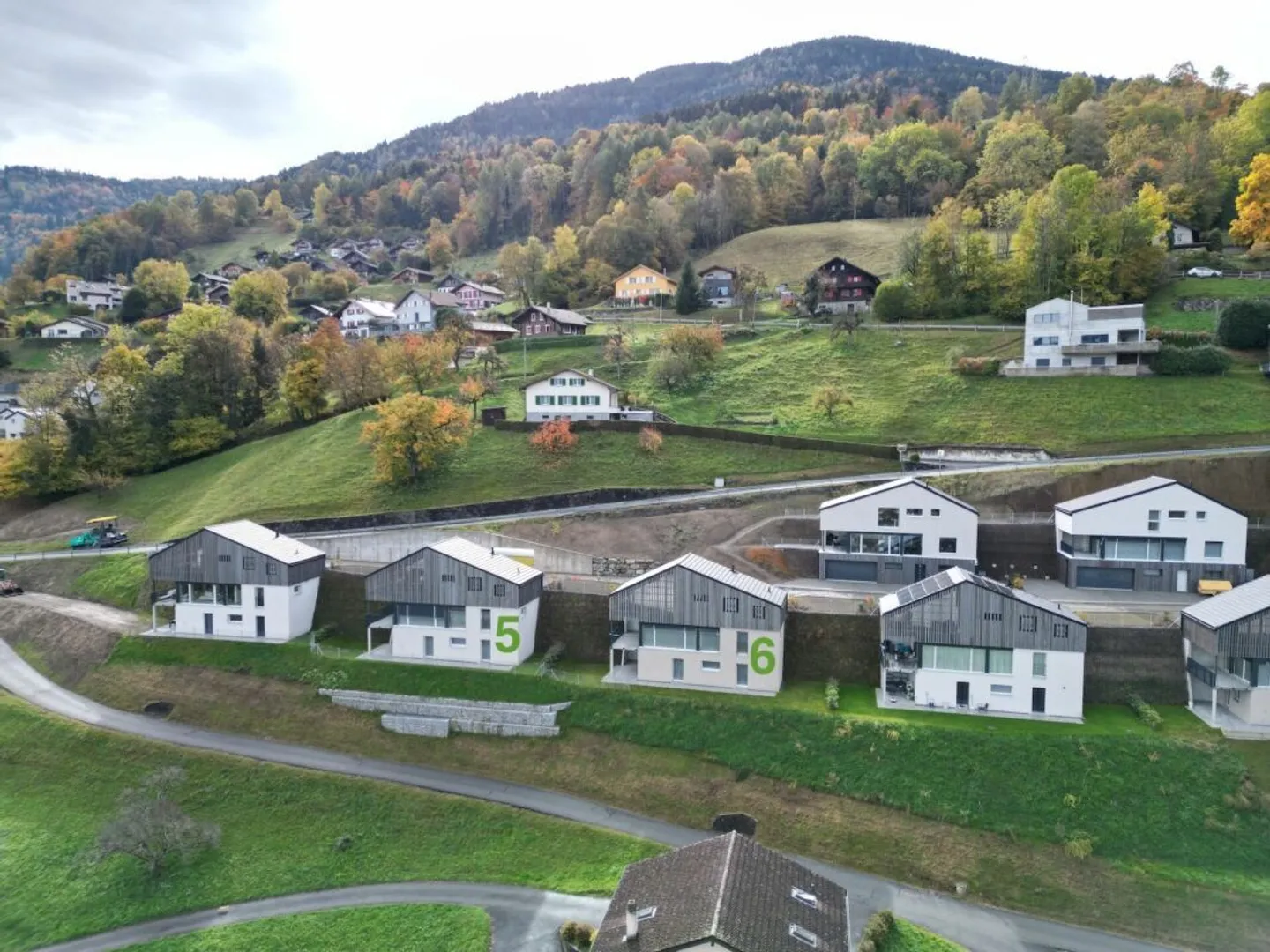 Villa indipendente con bella vista sulla pianura. - Foto 7 di 18