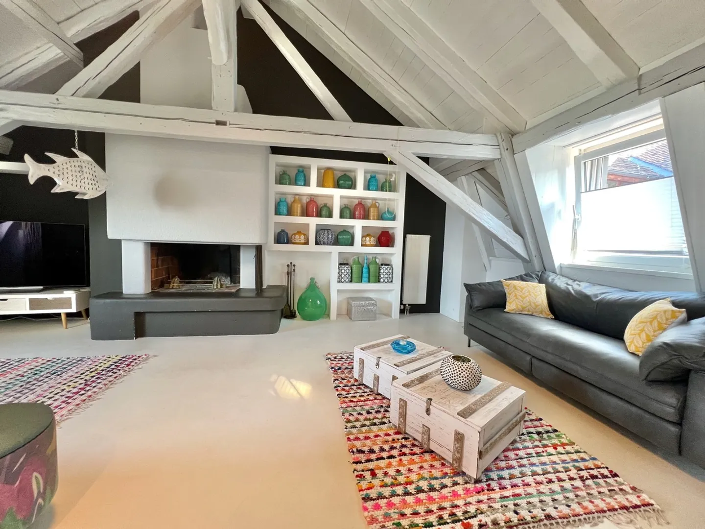 Magnificent Winegrower's House with Charm and Panoramic View of the Lake - Photo 12 of 12