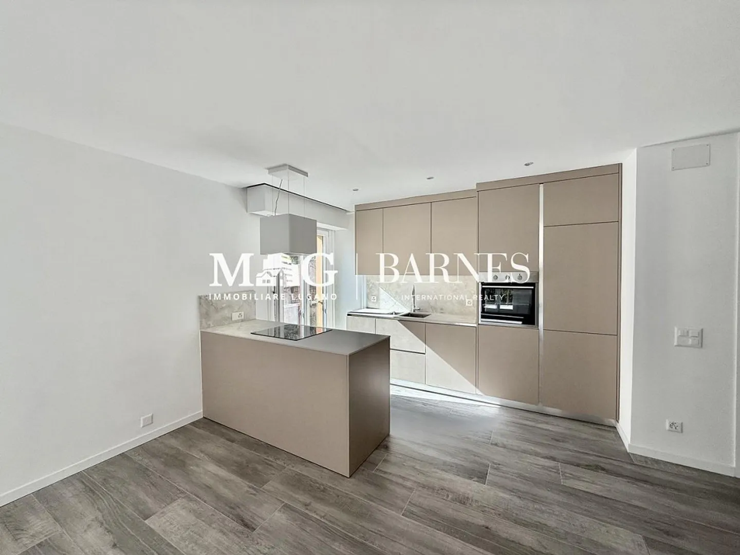 Appartamento moderno sul lago - Foto 6 di 10