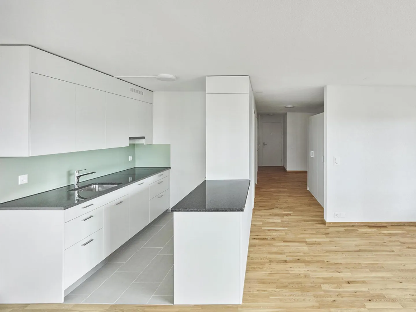 Renoviertes Apartment mit Aussicht - Foto 2 von 8