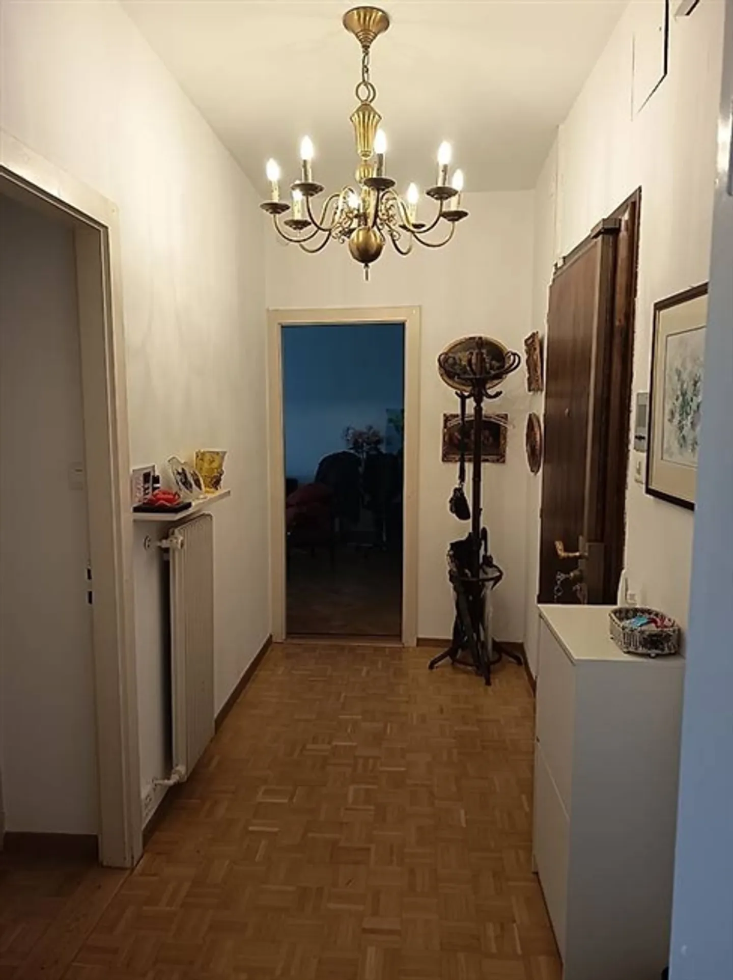 «Schöne 3-Zimmer-Wohnung mit Balkon und direkt am See in Genf» - Foto 3 von 5