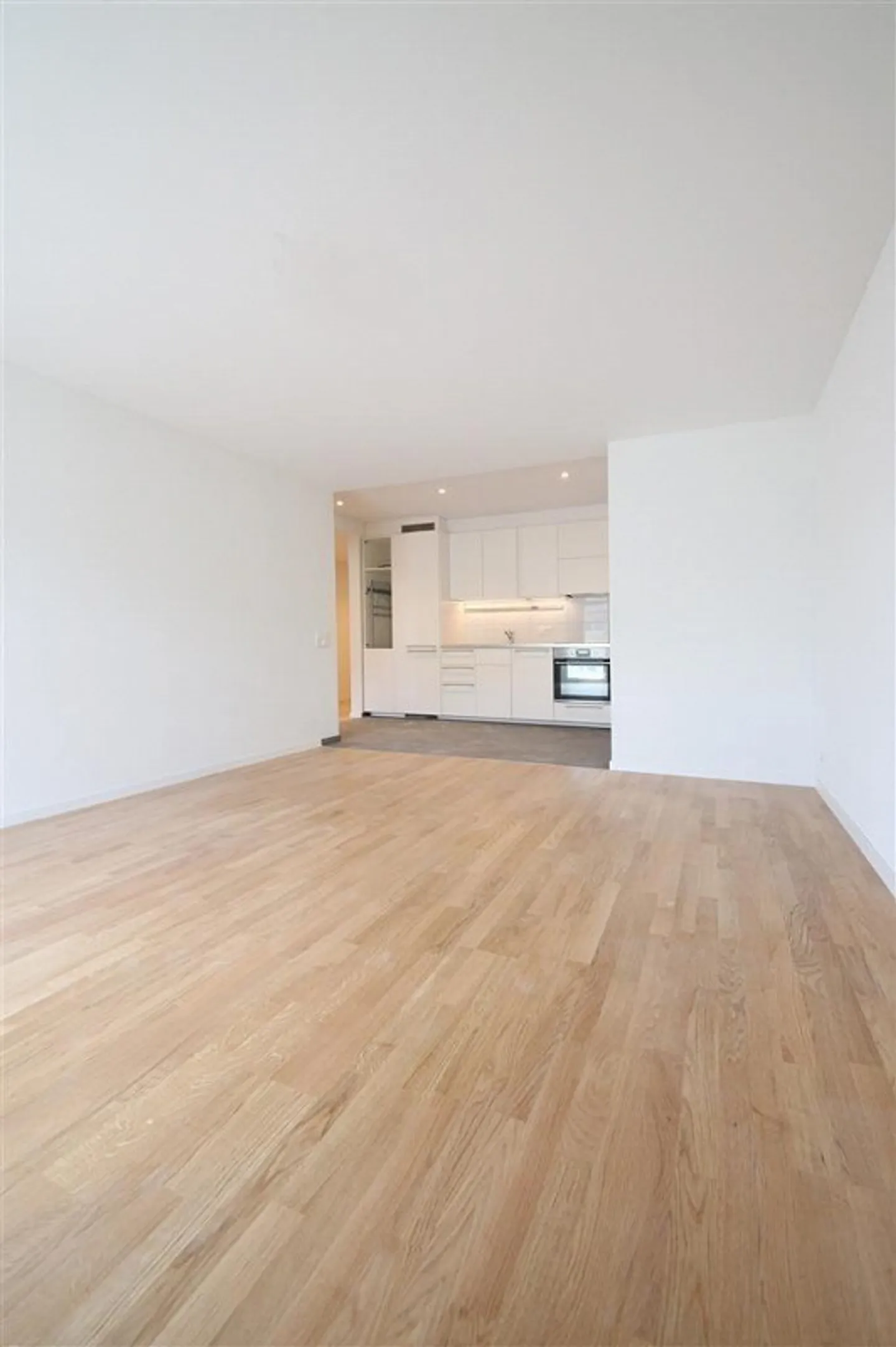 Appartamento moderno in una posizione tranquilla nel quartiere 6 - Foto 5 di 6